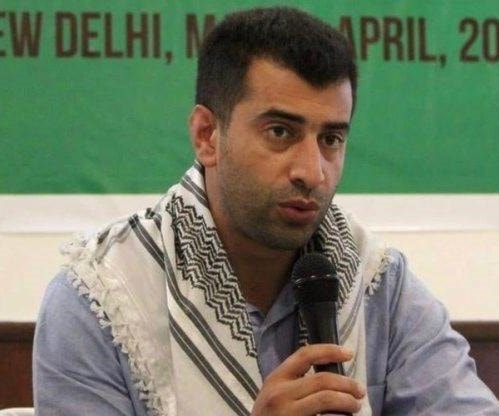 الاحتلال يمدد توقيف منسق عام مقاطعة إسرائيل محمود نواجعة الاحتلال يمدد توقيف منسق عام مقاطعة إسرائيل محمود نواجعة