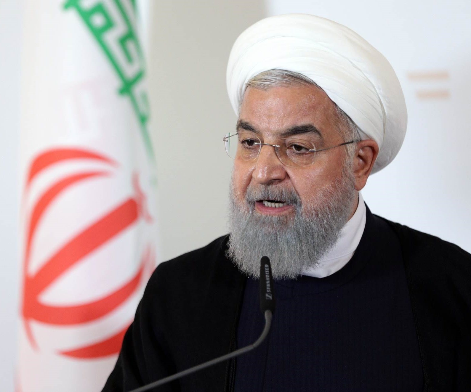 روحاني: أميركا ستفشل مرة ثانية في الأمم المتحدة وتدرك بوضوح عزلتها وهزيمتها روحاني: أميركا ستفشل مرة ثانية في الأمم المتحدة وتدرك بوضوح عزلتها وهزيمتها
