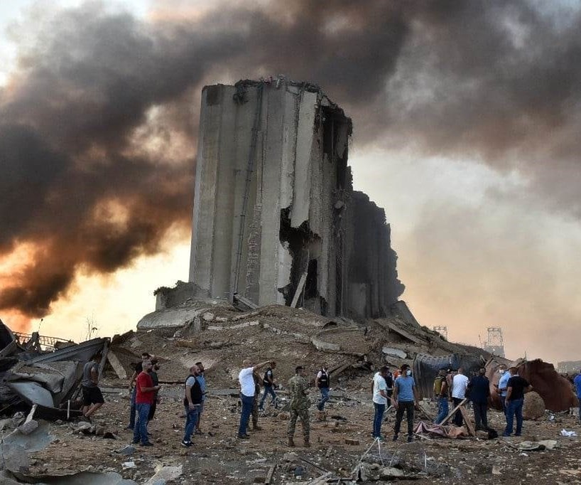 صورة للدمار الهائل الذي خلّفه انفجار مرفأ بيروت (أ ف ب). صورة للدمار الهائل الذي خلّفه انفجار مرفأ بيروت (أ ف ب).