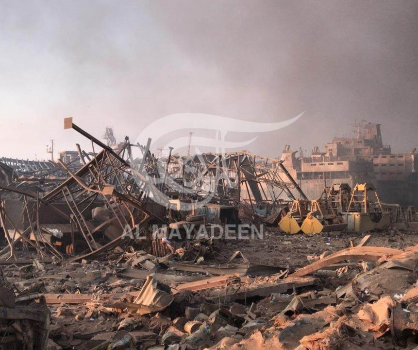 أودى انفجار مرفأ بيروت بحياة ما لا يقل عن 50 شخصاً، وإصابة أكثر من 2750 شخص أودى انفجار مرفأ بيروت بحياة ما لا يقل عن 50 شخصاً، وإصابة أكثر من 2750 شخص