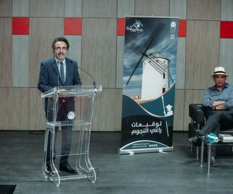 لقاء حول رواية "عين الحمام" في "بيت الرواية" لقاء حول رواية "عين الحمام" في "بيت الرواية"
