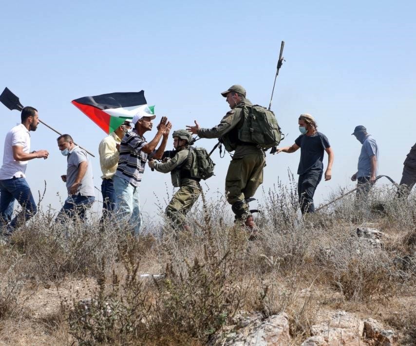 صورة من تظاهرة اليوم في الضفة الغربية (أ ف ب) صورة من تظاهرة اليوم في الضفة الغربية (أ ف ب)