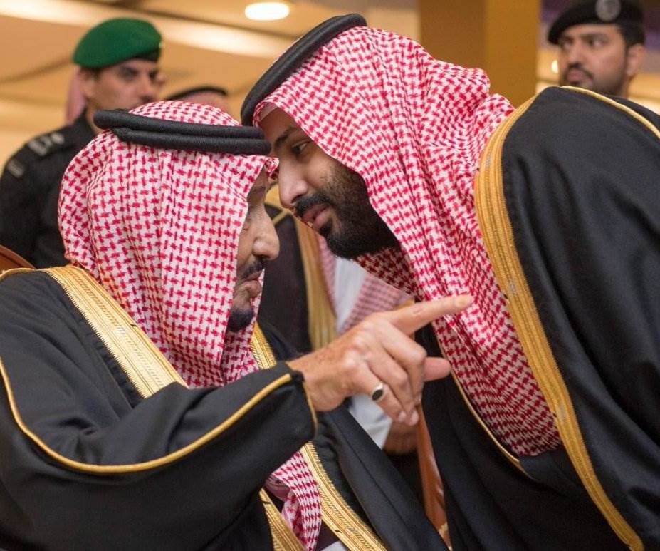 وول ستريت جورنال: انقسام بين الملك سلمان وولي عهده بشأن التطبيع مع إسرائيل وول ستريت جورنال: انقسام بين الملك سلمان وولي عهده بشأن التطبيع مع إسرائيل