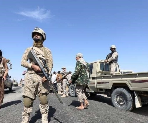 الدفاع المدني السعودي يعلن إصابة 5 مدنيين في هجوم لـ"أنصار الله" الدفاع المدني السعودي يعلن إصابة 5 مدنيين في هجوم لـ"أنصار الله"
