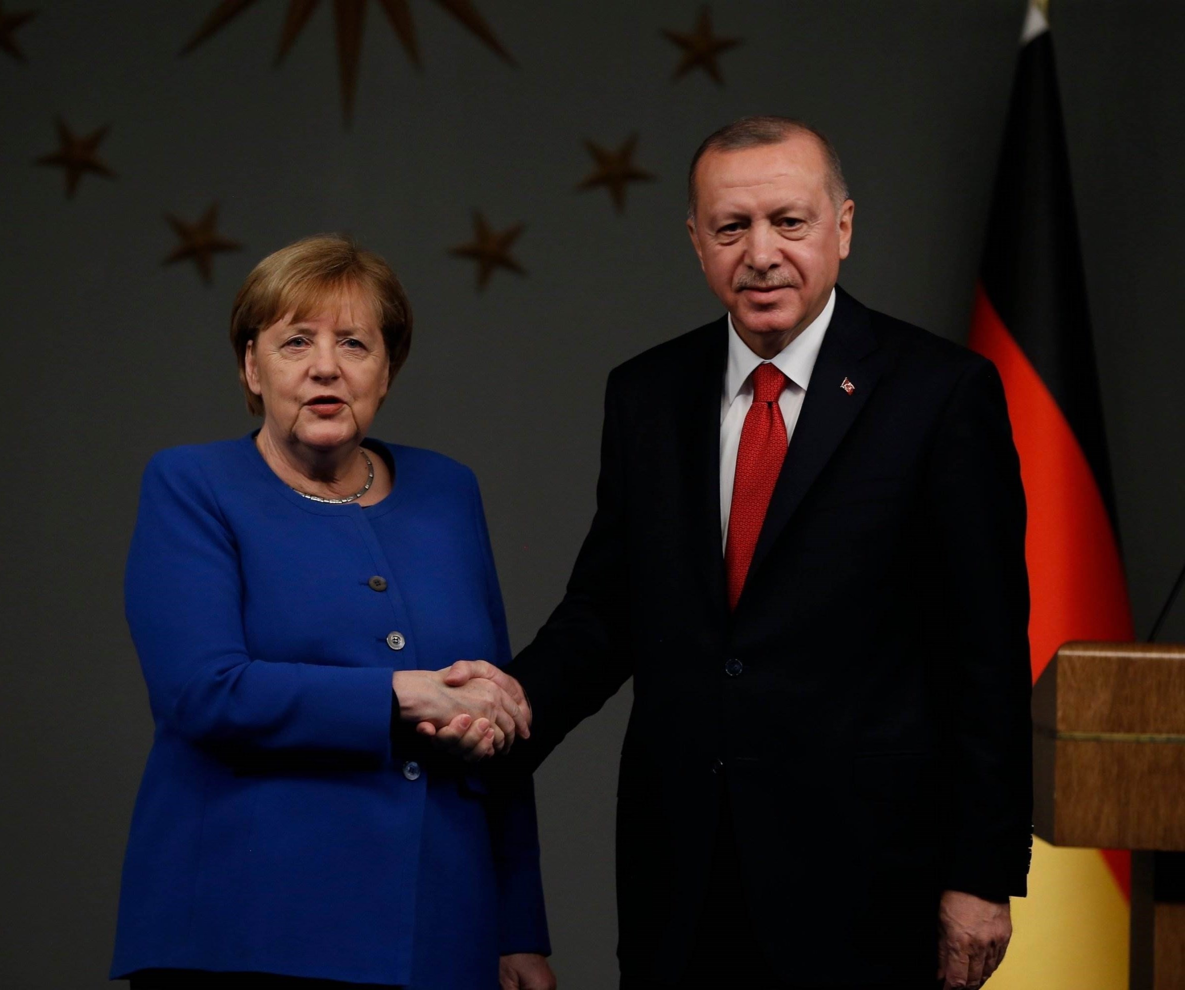 اردوغان خلال لقاءه بالمستشارة الألمانية(صورة أرشيفية) اردوغان خلال لقاءه بالمستشارة الألمانية(صورة أرشيفية)