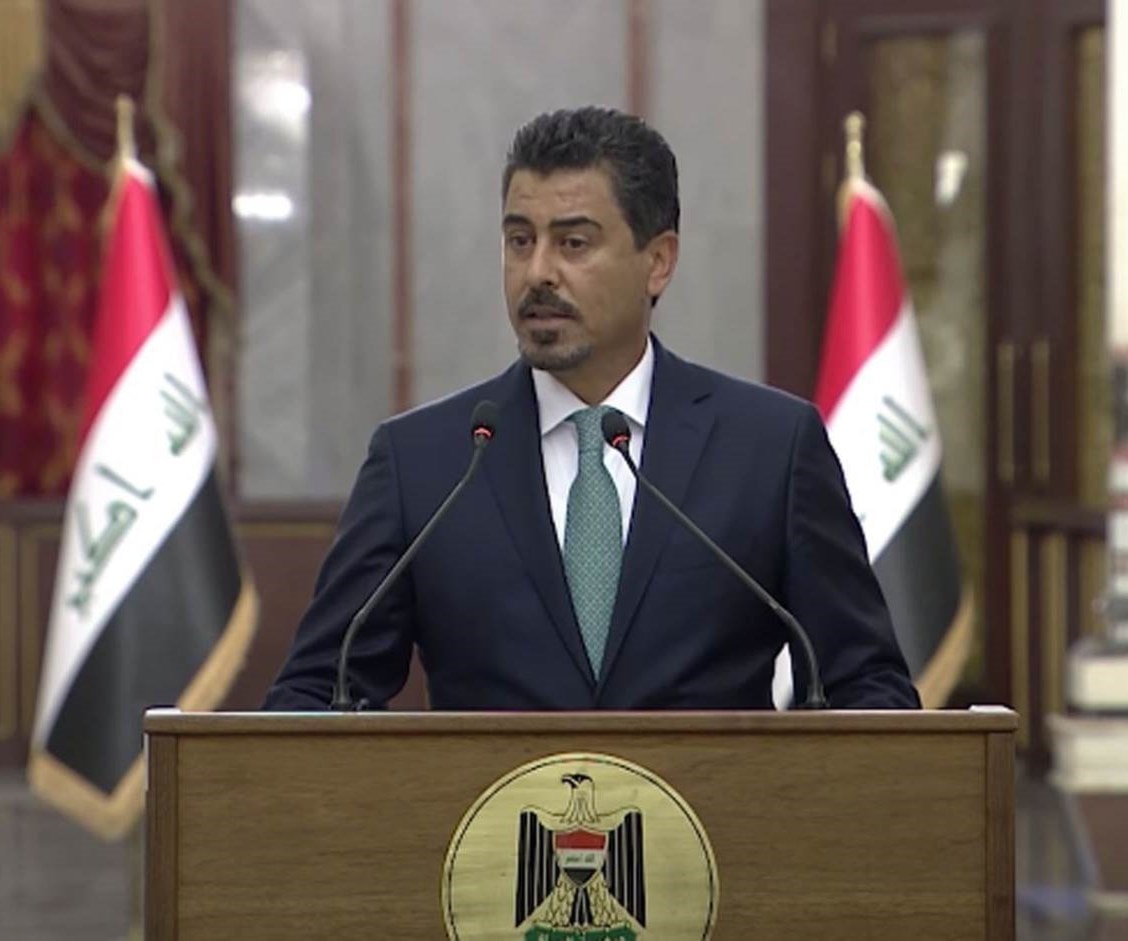 المتحدث باسم الحكومة العراقية: الكاظمي أكد رفضه تحويل البلاد إلى ساحة صراع بين أميركا وإيران المتحدث باسم الحكومة العراقية: الكاظمي أكد رفضه تحويل البلاد إلى ساحة صراع بين أميركا وإيران