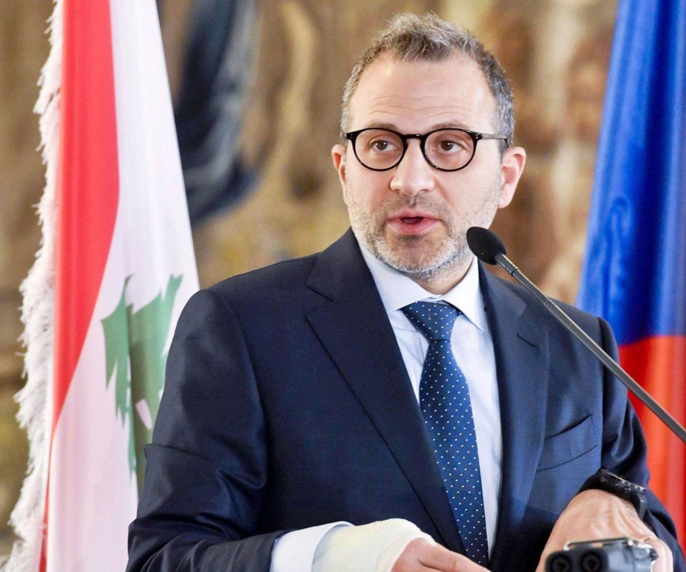 باسيل يرفض تعميم ماكرون مسؤولية فشل مبادرته على الجميع باسيل يرفض تعميم ماكرون مسؤولية فشل مبادرته على الجميع