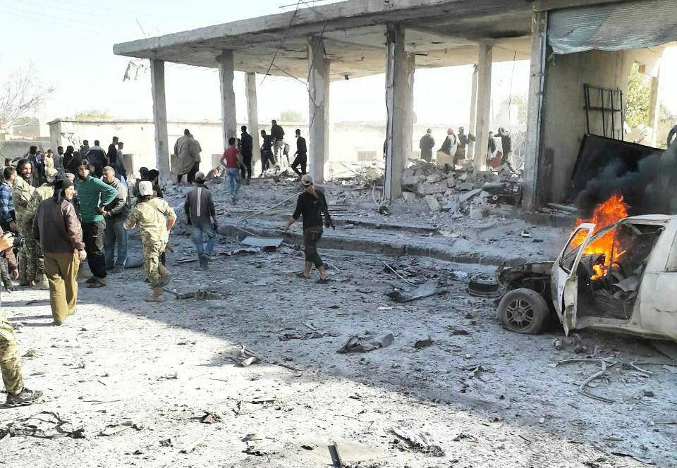 مصادر للميادين: دخول مئات المدنيين والمسلحين من ريفي حلب وإدلب إلى تل أبيض