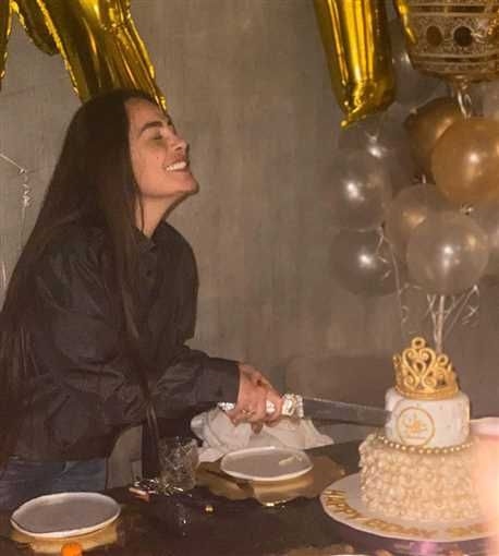 أجمل نجمات الشاشتين والخشبة أطفأت 55 شمعة