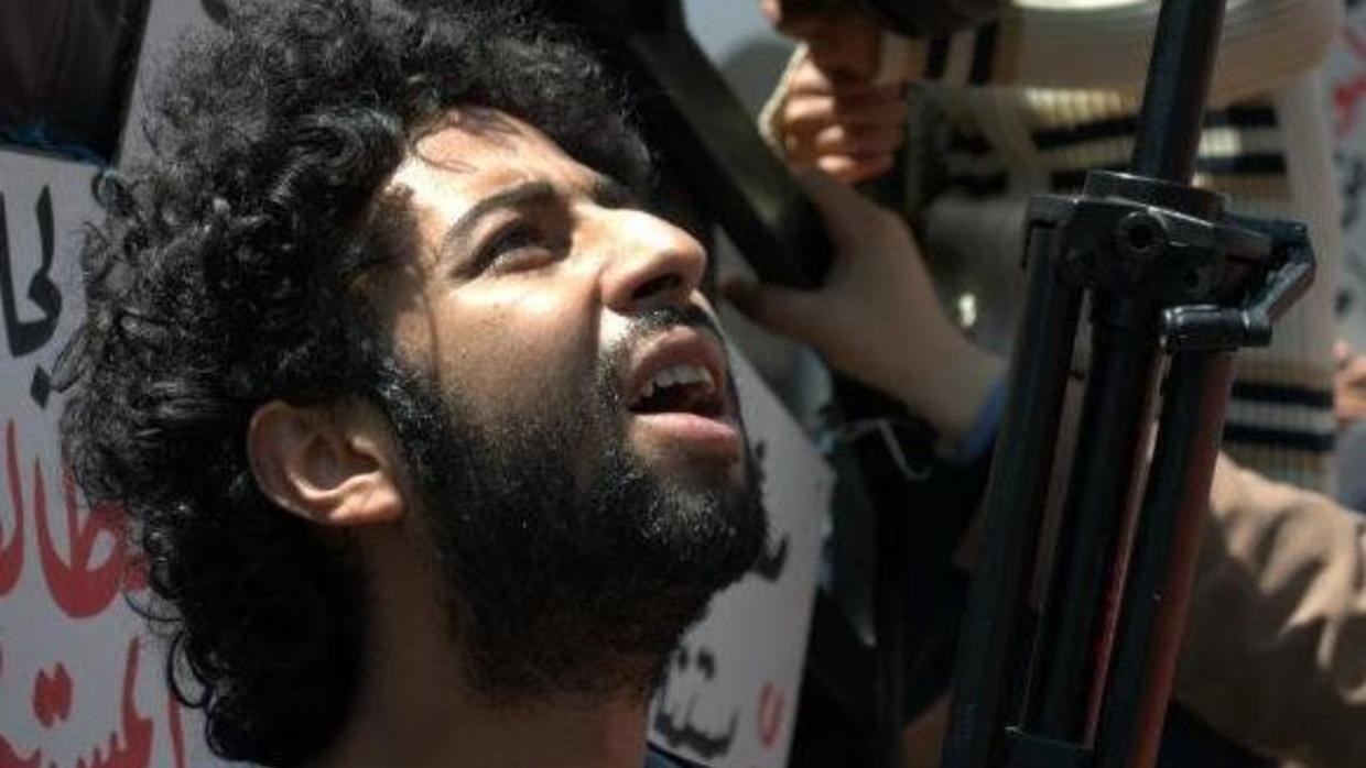 المغرب: الحكم بسجن مدوّن 4 سنوات واعتقال صحافي بسبب تغريدة