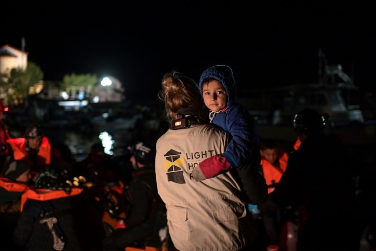 خفر السواحل اليوناني: مصرع 12 مهاجراً على الأقل بعد غرق مركبهم