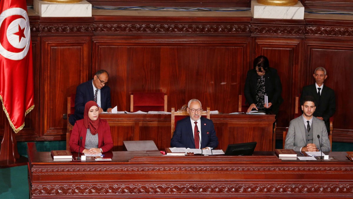 الغنوشي يرفع جلسة البرلمان بعد مشاحنات مع الكتل النيابية