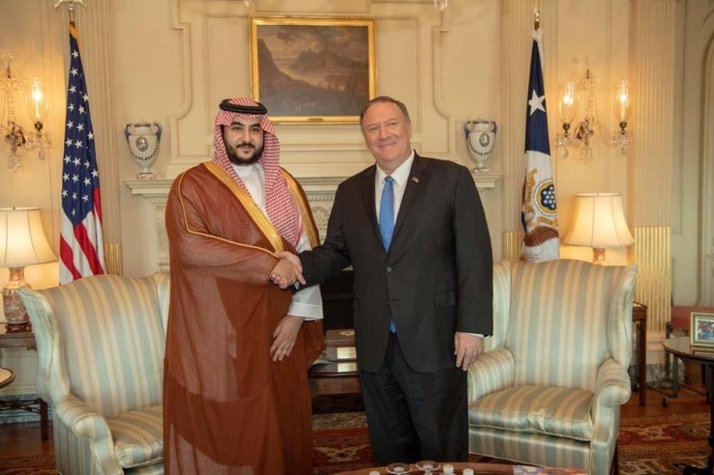 بومبيو يلتقي بن سلمان: لا نسعى لحرب مع ⁧‫ايران‬⁩