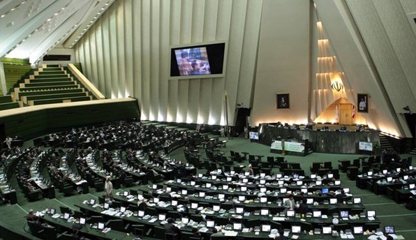 مجلس صيانة الدستور الإيراني يصادق على مشروع قرار لاتخاذ إجراء الرد بالمثل ضد أميركا