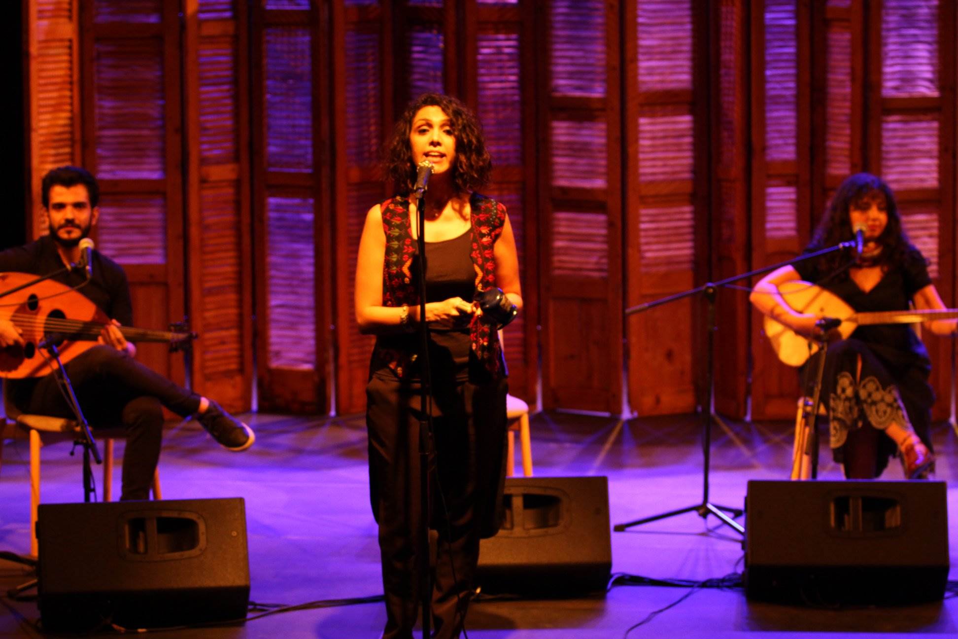 كعوش في العرض الغنائي 