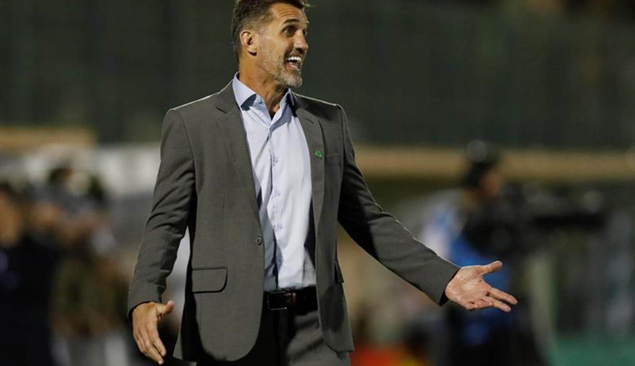 درّب مانشيني سابقاً فرقاً شهيرة في البرازيل