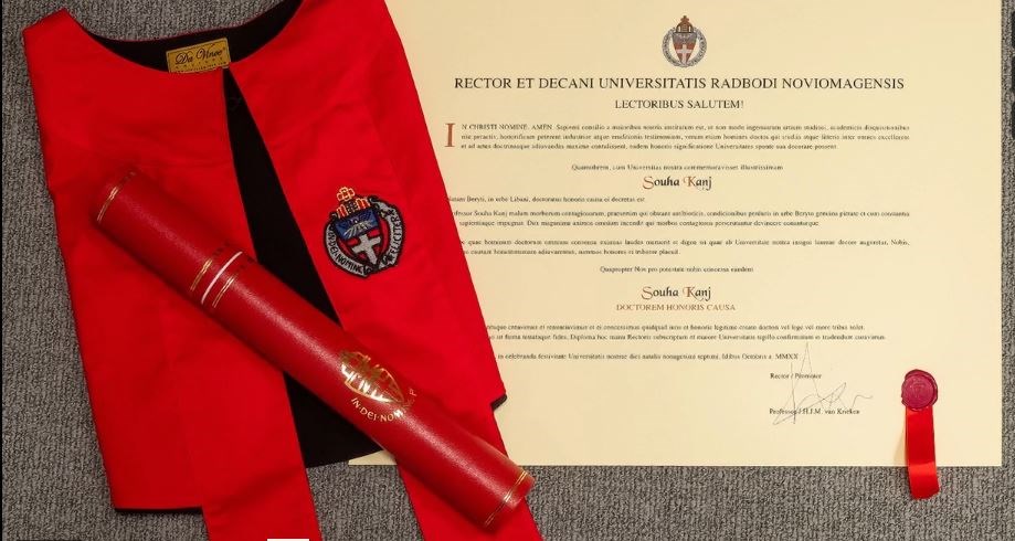 صورة الشهادة التي منحتها الجامعة للدكتورة سهى كنج