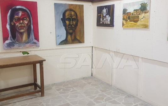 شعر وتشكيل في 