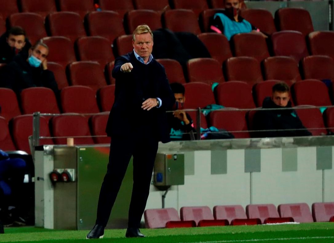 كومان خلال المباراة