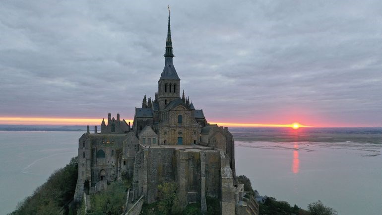 باريس ستبدأ بترميم جبل القديس ميشال