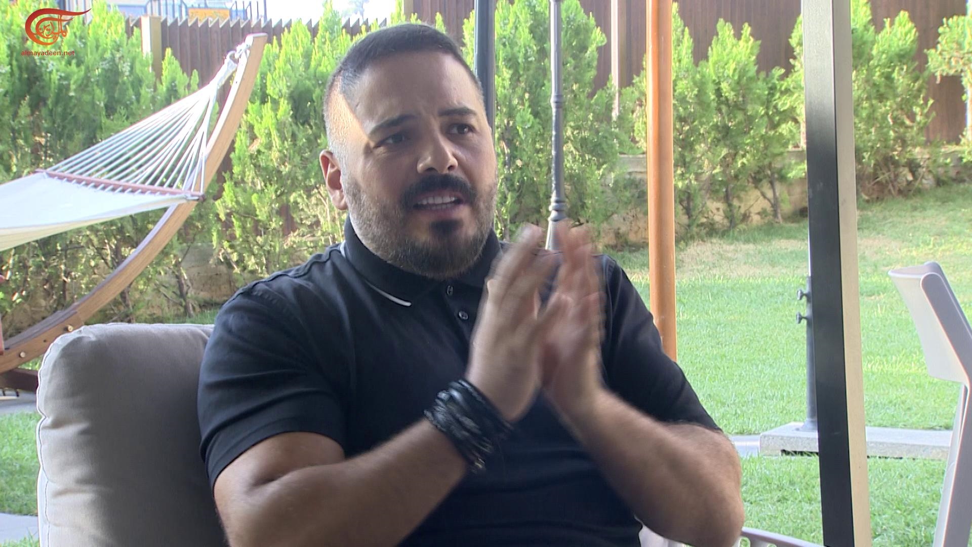 يبدي رامي نسبة تفاؤل متواضعة وهو يقرأ في مستقبل لبنان