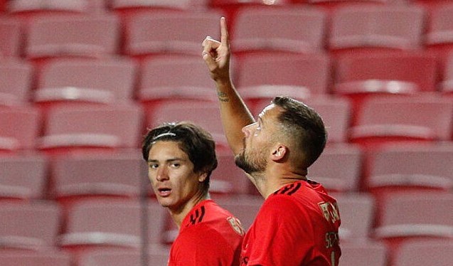 5 نقاط بين بنفيكا وبورتو