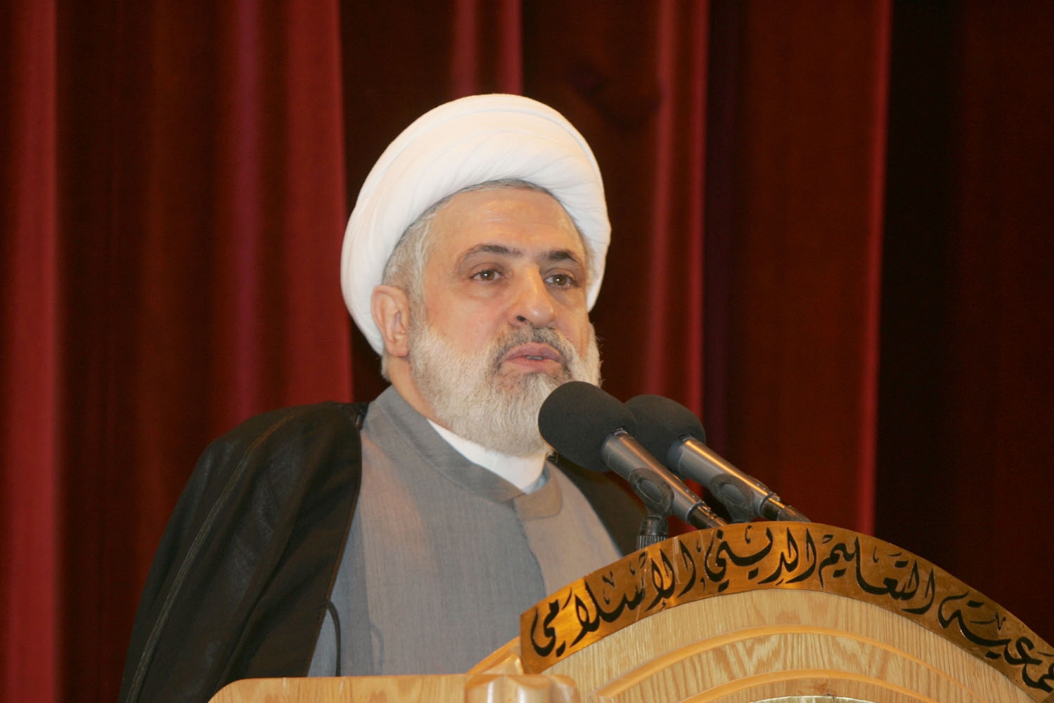 الشيخ نعيم قاسم
