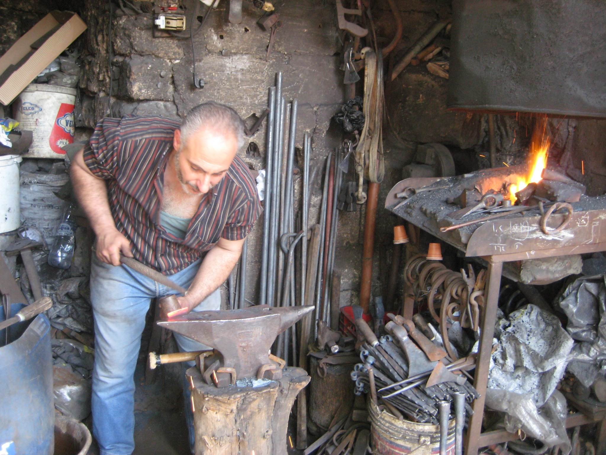 الحداد العربي 