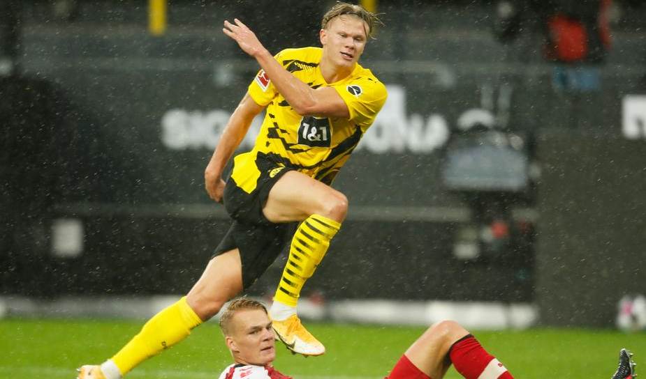 النرويجي هالاند مهاجم دورتموند 