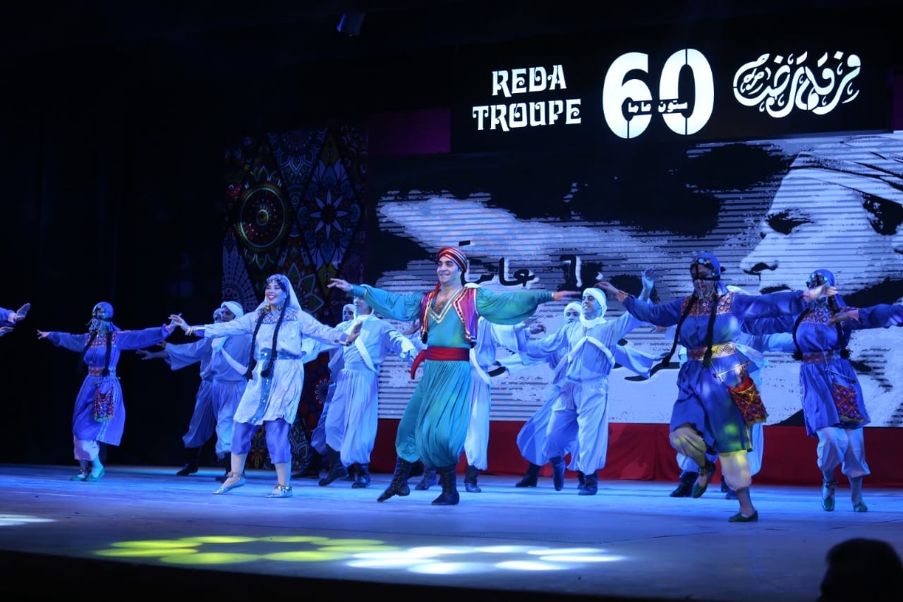 مساء اليوم تفتتح فرقة رضا عروضها الأربعة في الهناجر