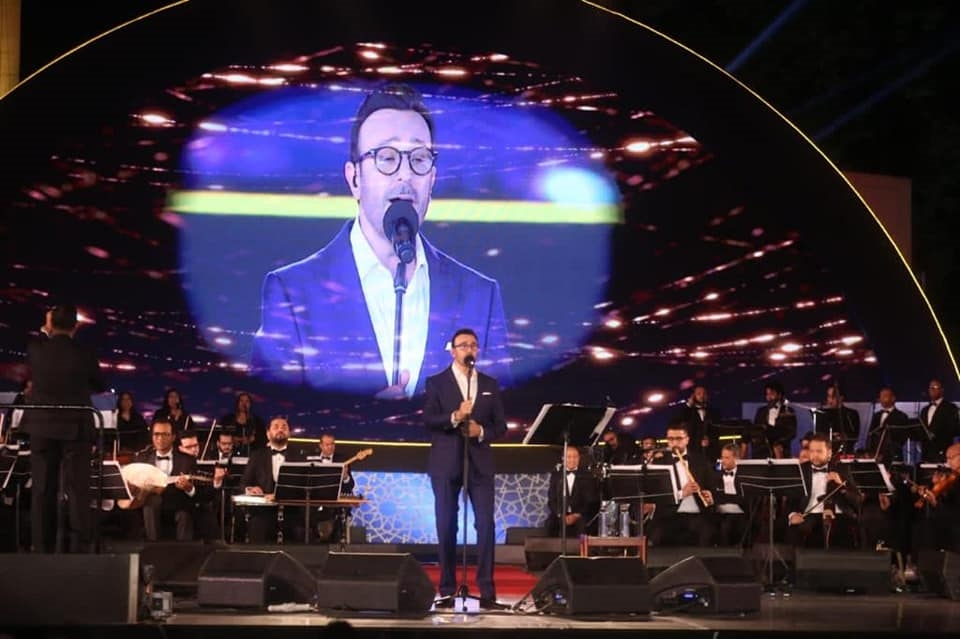 صابر الرباعى يختتم فعاليات 