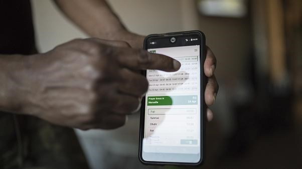 الجيش الأميركي يحصل على مواقع المستخدمين عبر التطبيقات التي يستعملونها ويرسلها للبنتاغون
