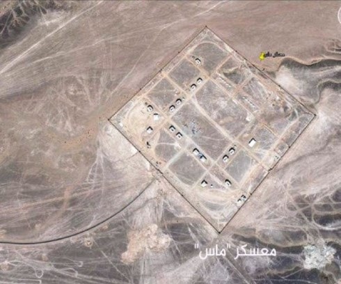 المناطق المحيطة بالمعسكر سيطرت عليها القوات المسلحة اليمنية أيضاً.