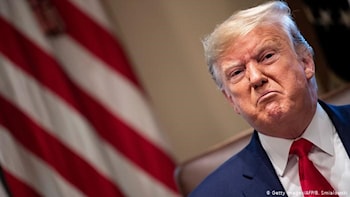 حاول ترامب أن يوجّه الرأي العام إلى ما حقّقه في عهده من عملياتٍ للتطبيع بين 