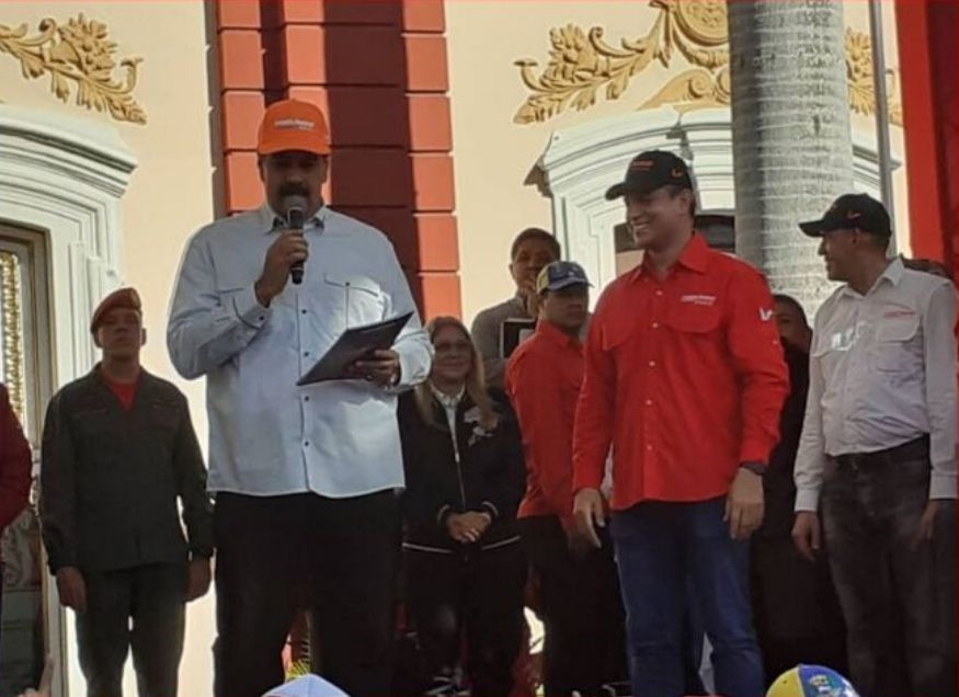 مادورو يطلب مقاضاة واشنطن في المحكمة الدولية عقب فرضها عقوبات على شركة طيران فنزويلية