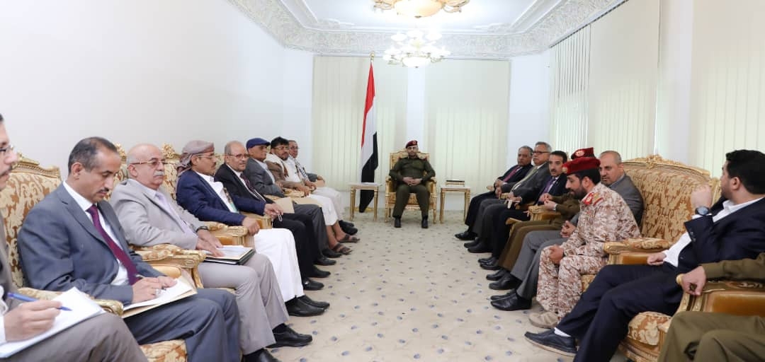 مجلس الدفاع الوطني في اليمن يحثّ على رفع الجهوزية في وجه العدوان
