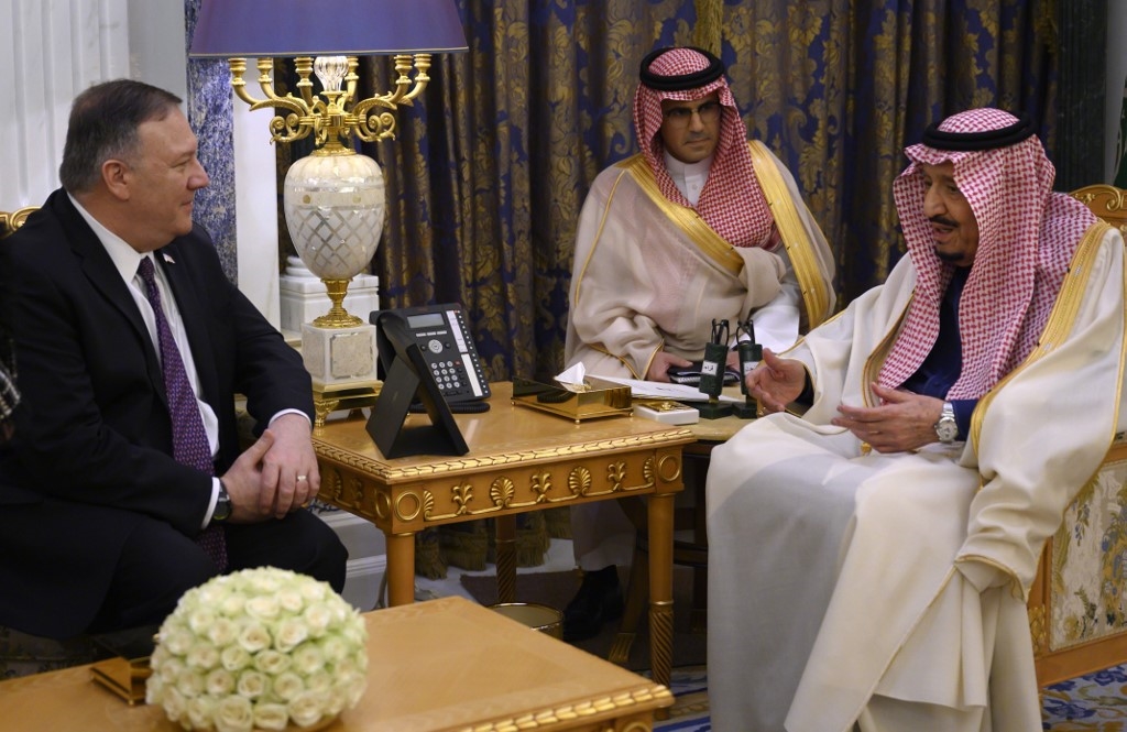 بومبيو محرّضاً من السعودية: هناك حاجة للوقوف مع المملكة في مواجهة إيران