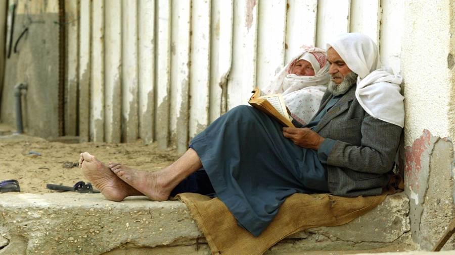 250 فناناً في العالم يدعون لرفع الحصار عن غزة