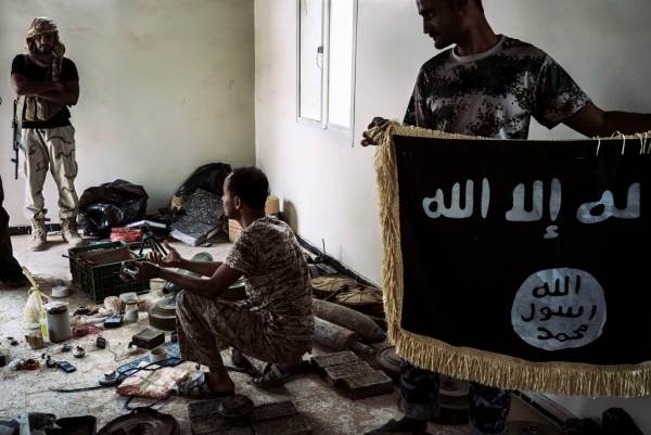حكومة صنعاء: مقتل أمير "داعش" بمحافظة ذَمَار وسط اليمن