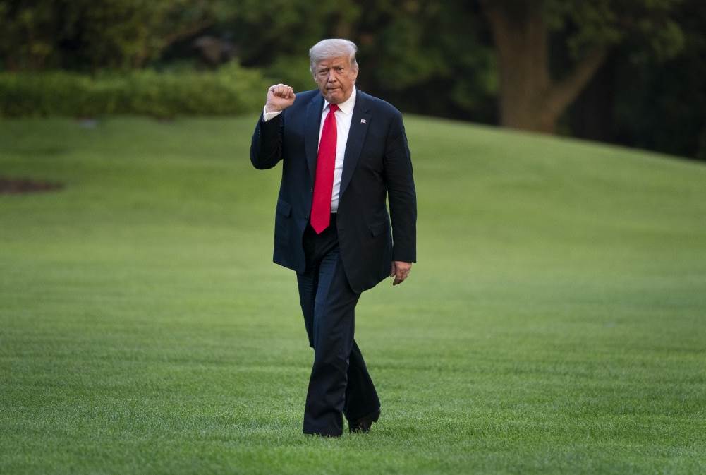 تعرض ترامب لانتقادات على تويتر بسبب فيديو نشره (أ ف ب - أرشيف)