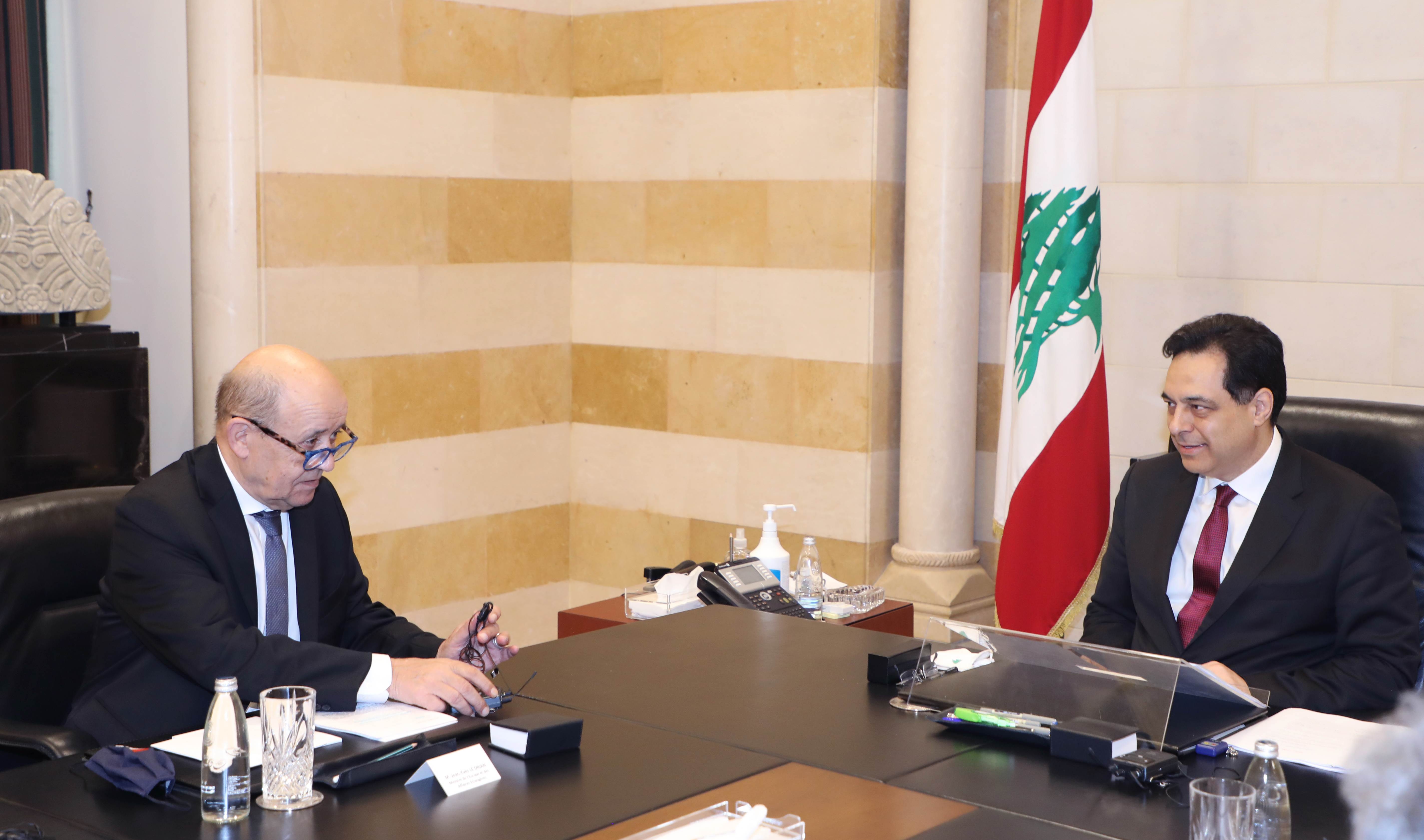 لودريان يلتقي برئيس الحكومة حسان دياب ضمن جولته في لبنان