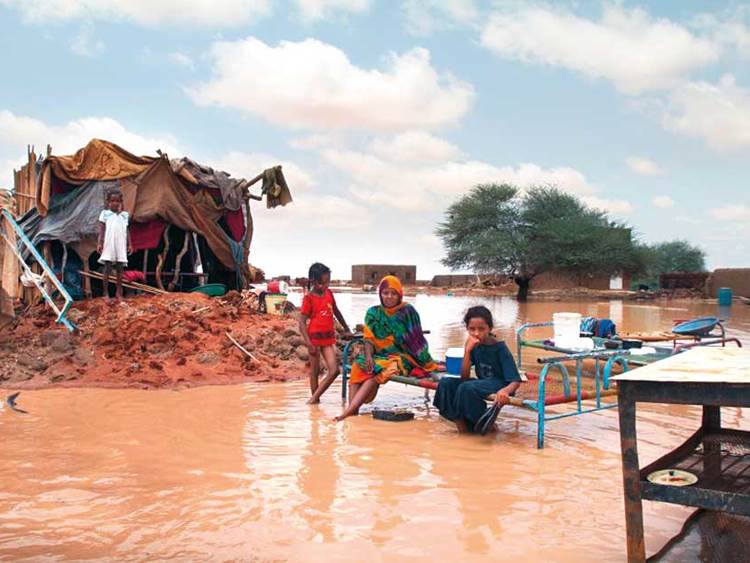 انهيار منازل في السودان بسبب الفيضانات والسلطات تعلن حالة الطوارئ