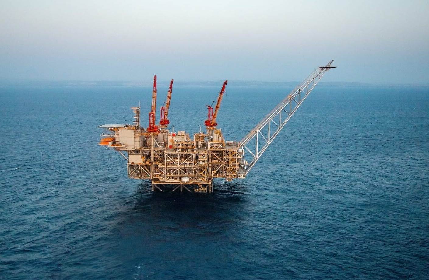 مع اكتشاف الغاز في البحر المتوسط ازدادت أهمية الدراسات البحرية في الجامعات ومراكز الأبحاث الإسرائيلية