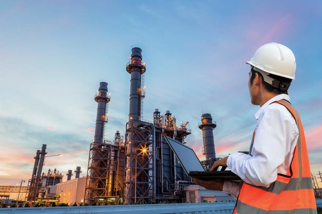 هبوط أسعار النفط بعد اغلاق عام في الصين وبيانات البطالة الأميركية