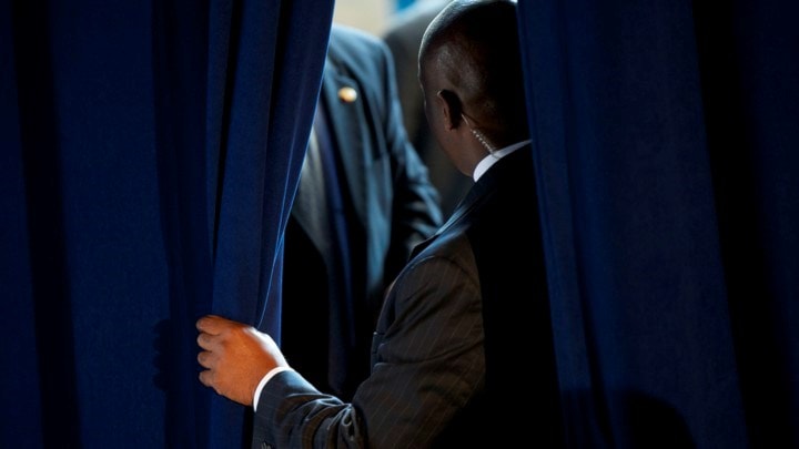 يتم فحص أفراد الخدمة السرية الذين يتولون حماية الرئيس الأميركي بشكل دوري.