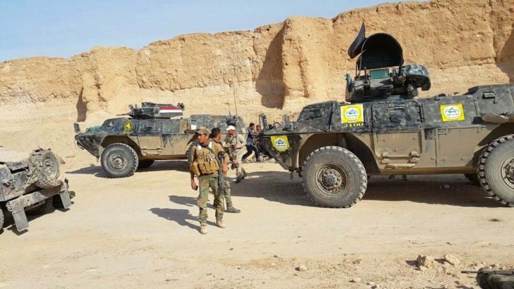 The border area with Iraq in the far eastern countryside of Deir ez-Zur was subjected to an air attack (archive).