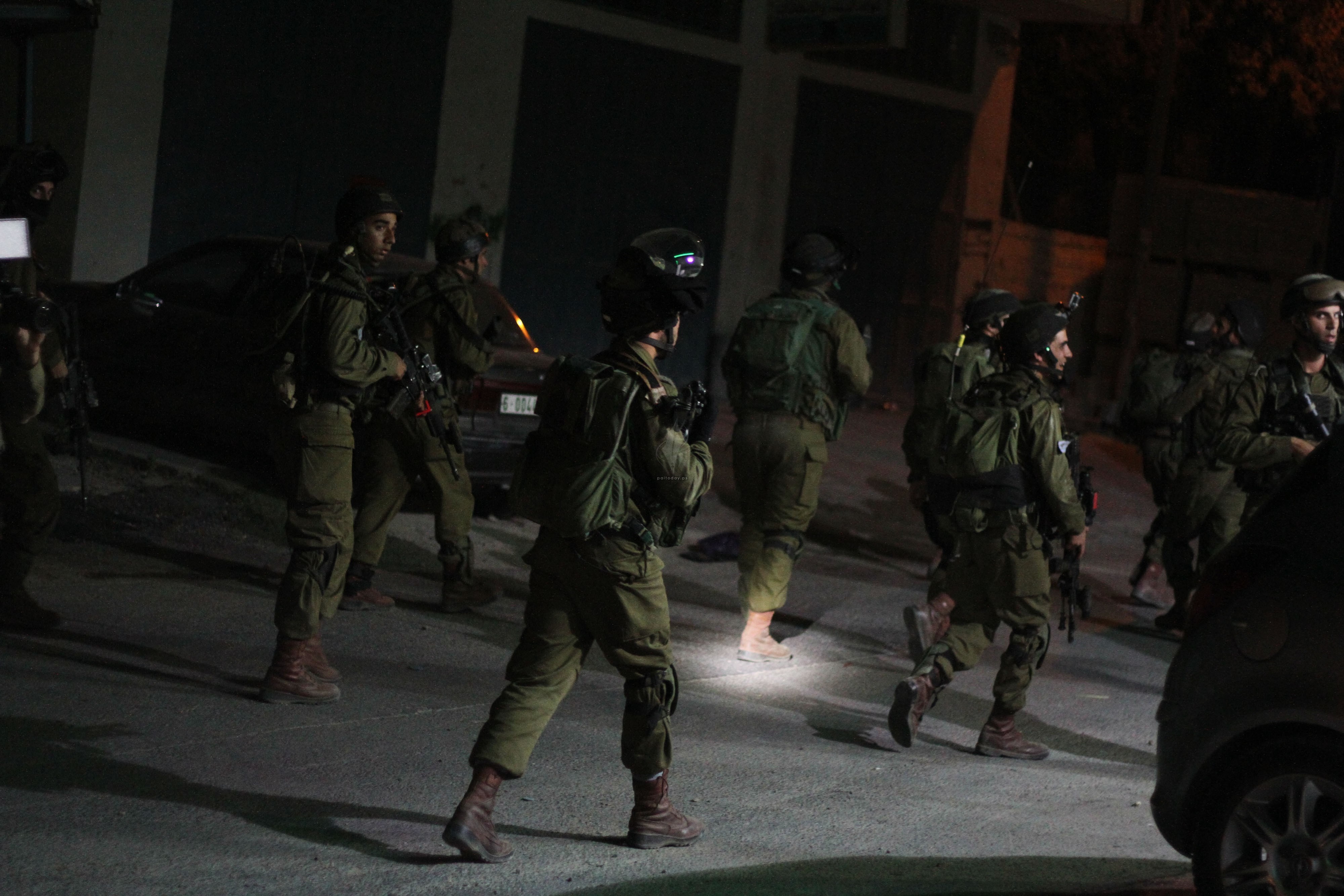 Palestinians Confront Occupation Forces Storming Silwan