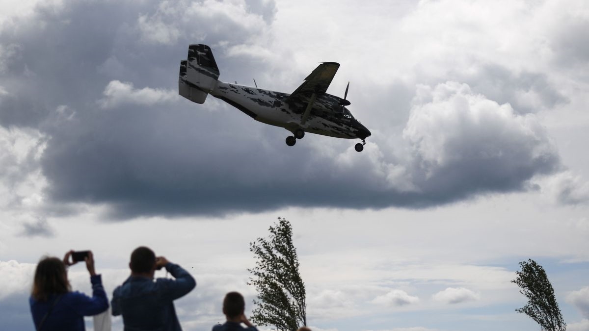 Russian planes looking for the missing plane