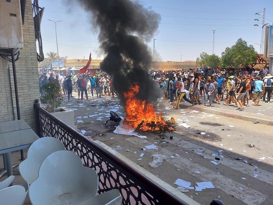 Several Tunisian regions are witnessing protests demanding the dissolution of Parliament and