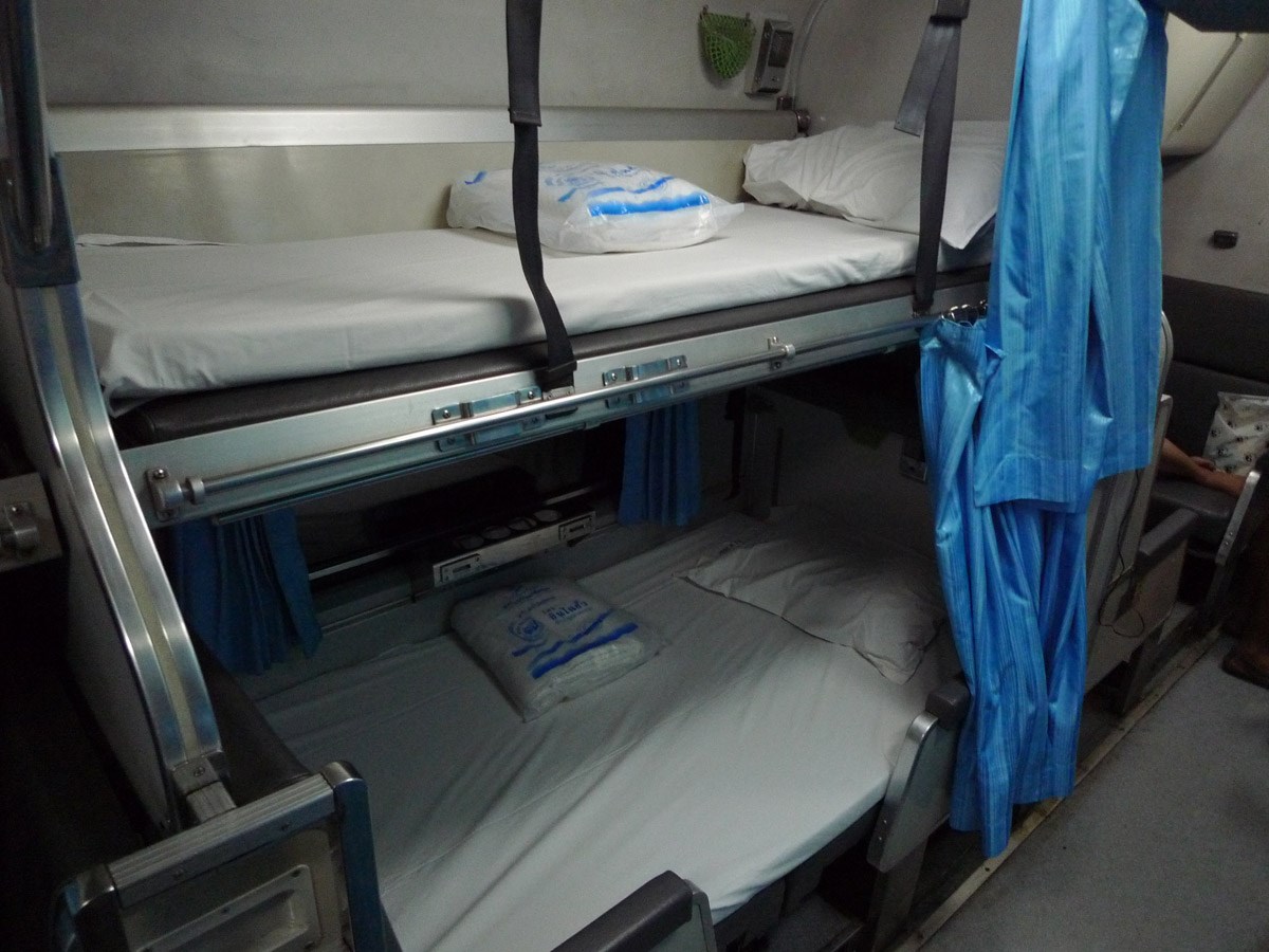 Thailand Sends COVID-19 Patients Home on Sleeper Trains 